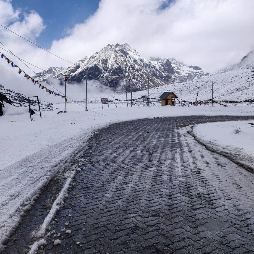 Sela Pass